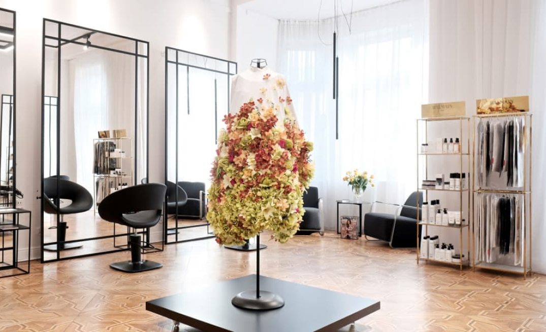 SALON POLAND MALETTI